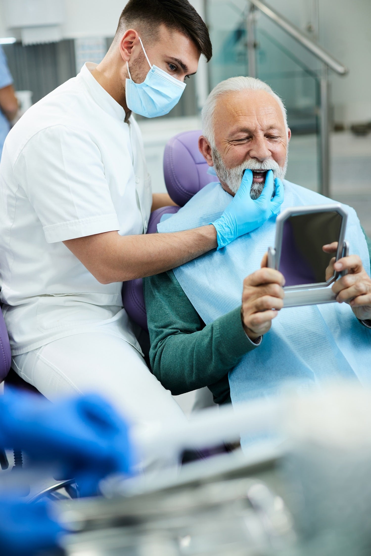 single dental implants min